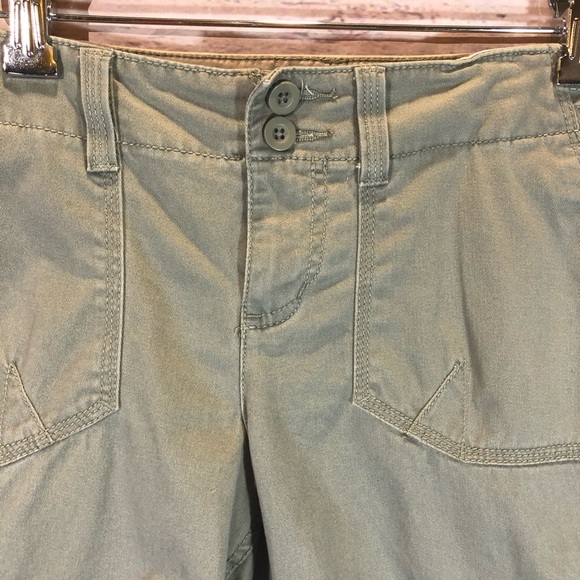 SO Cargo Shorts w/Raw Hems and Slits Sz 11 - Picture 5 of 15